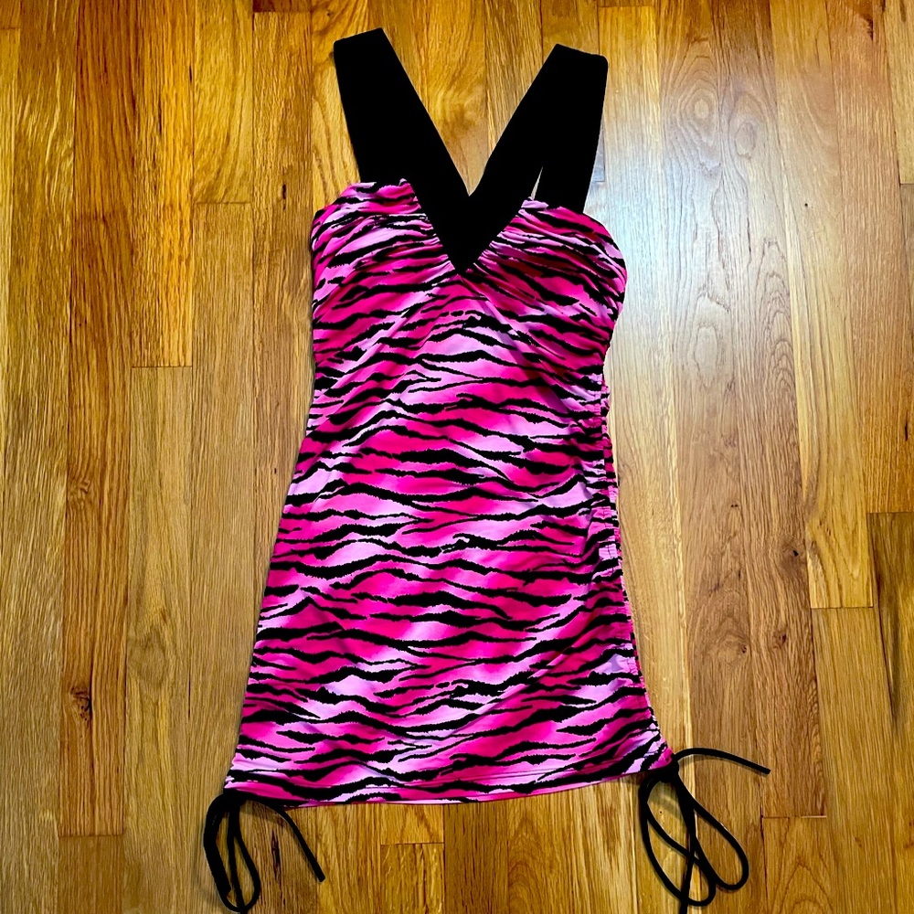 Y2K deep v neck top